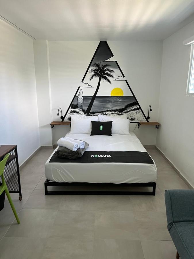 Nomada Beach Hostel- Isla Verde San Juan Esterno foto