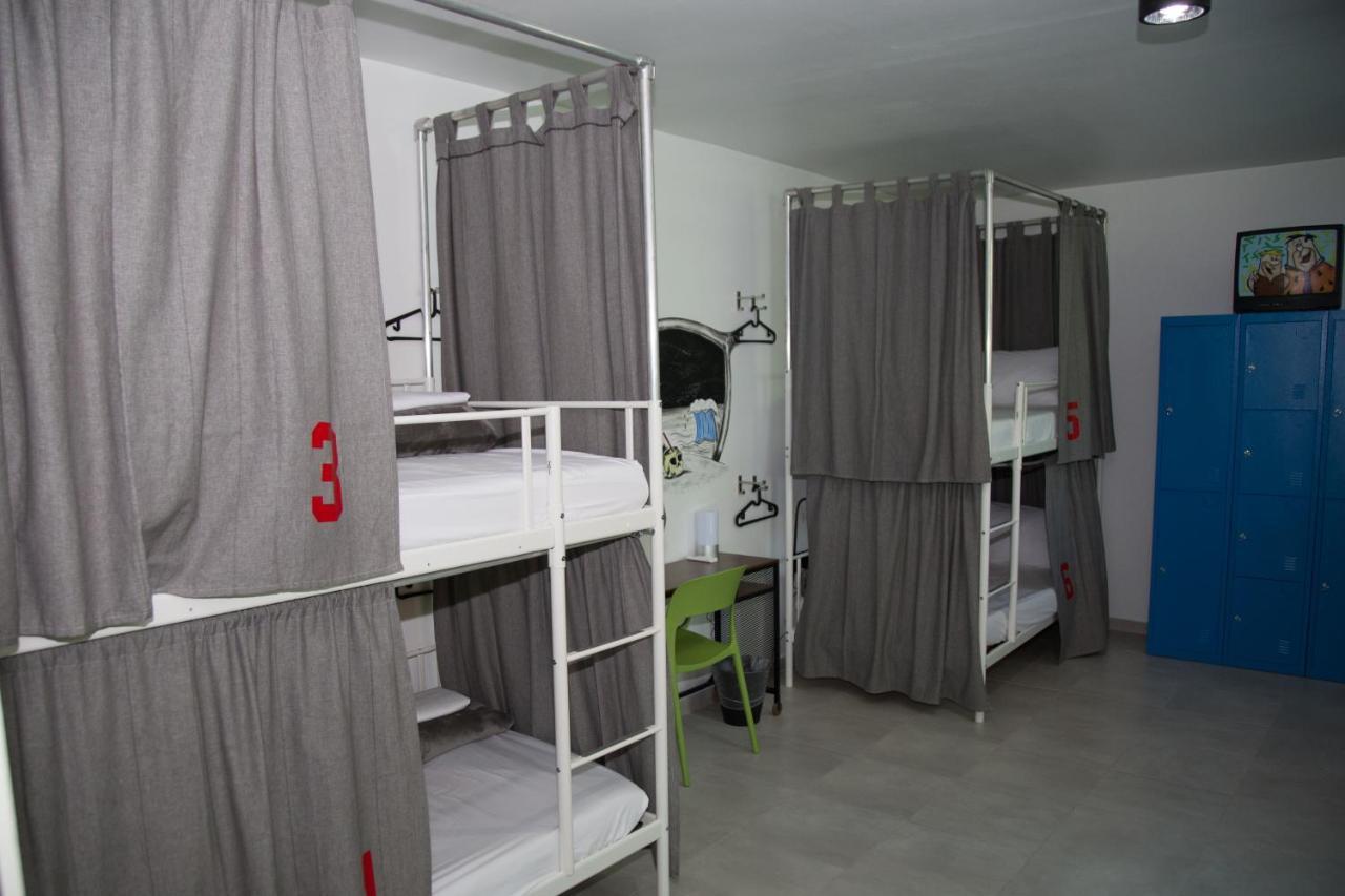 Nomada Beach Hostel- Isla Verde San Juan Esterno foto