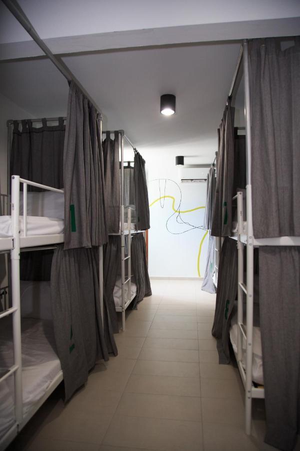 Nomada Beach Hostel- Isla Verde San Juan Esterno foto
