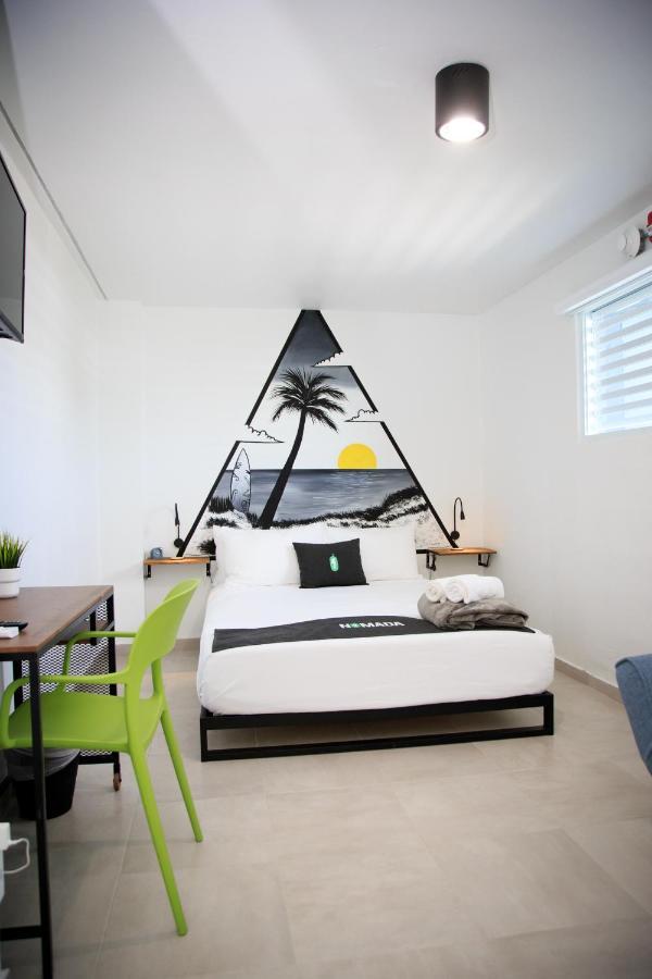 Nomada Beach Hostel- Isla Verde San Juan Esterno foto